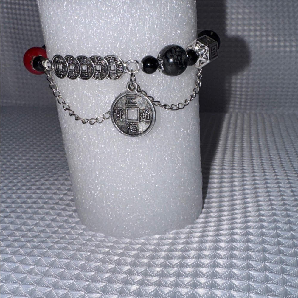 BOHO Bracelet Asian Coin Glass Bead Silver Detail Chain Stretch 6”- 6.5” New - Picture 3 of 16